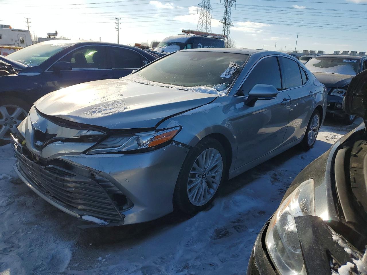 2018 TOYOTA CAMRY