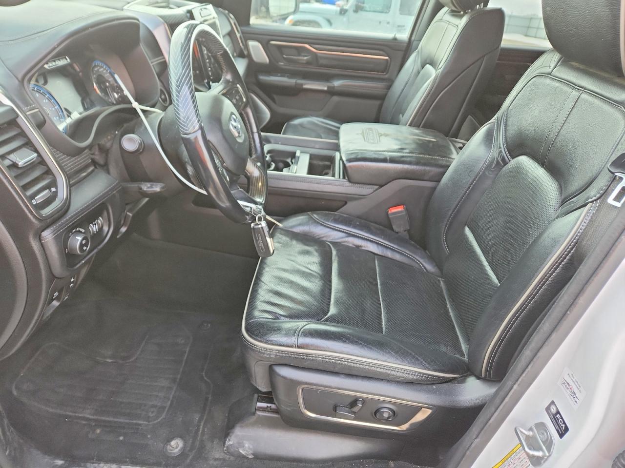2021 RAM 1500 LIMITED photo 7