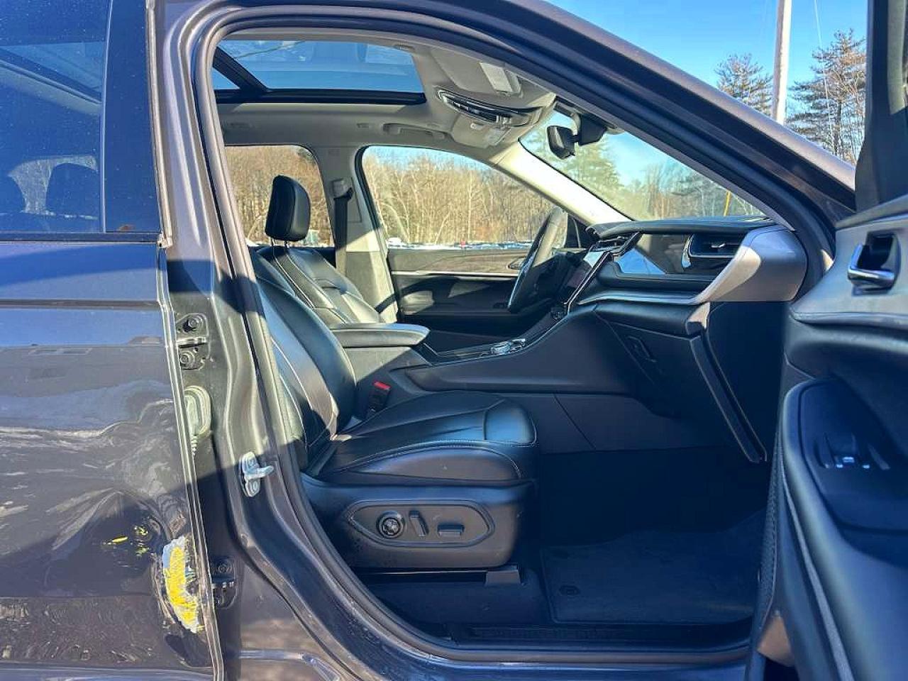 2024 JEEP GRAND CHEROKEE LIMITED 4XE photo 13