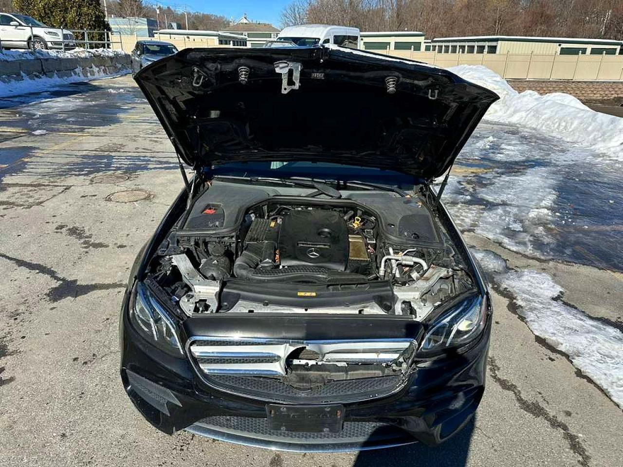 2017 MERCEDES-BENZ E 300 4MATIC photo 9