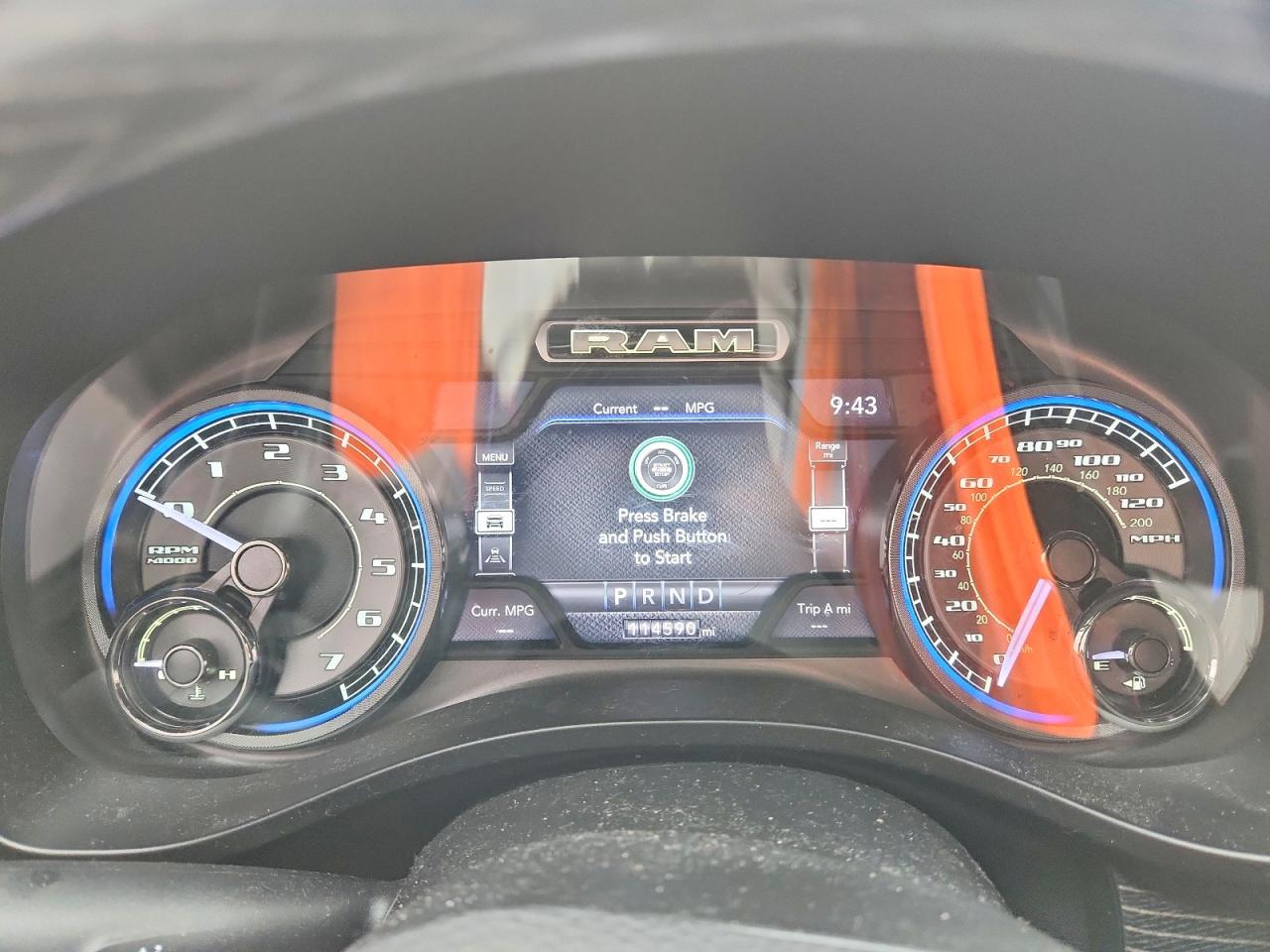 2019 RAM 1500 LIMITED photo 17