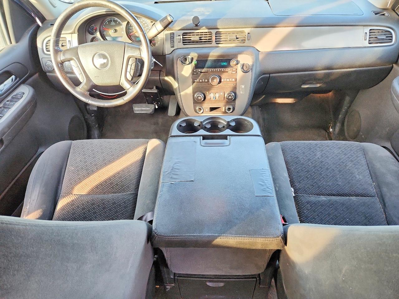 2008 CHEVROLET SUBURBAN K1500 LS photo 8