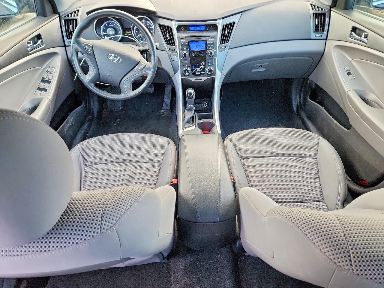 2011 HYUNDAI SONATA GLS photo 8