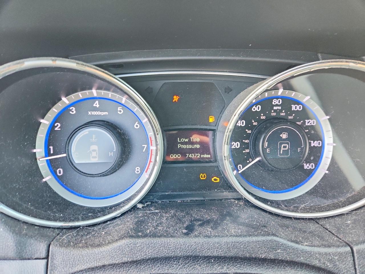 2011 HYUNDAI SONATA GLS photo 9