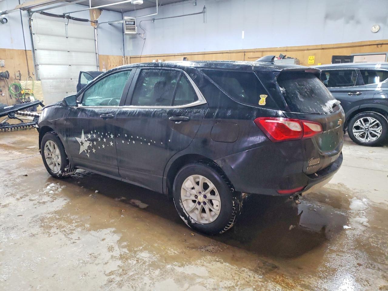2021 CHEVROLET EQUINOX LT photo 3