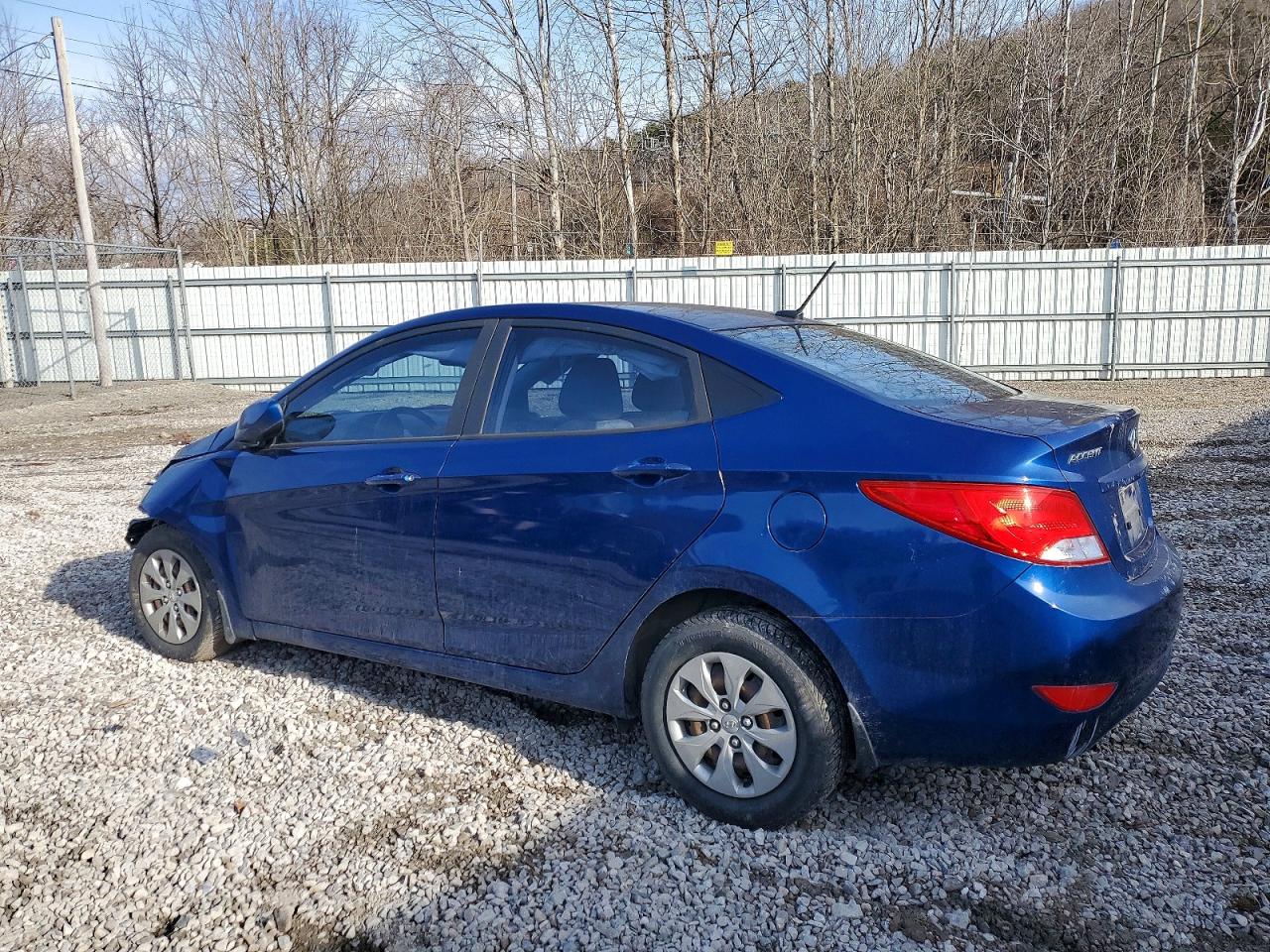 2016 HYUNDAI ACCENT SE photo 4