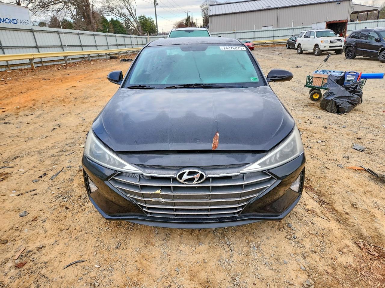 2019 HYUNDAI ELANTRA SE photo 9