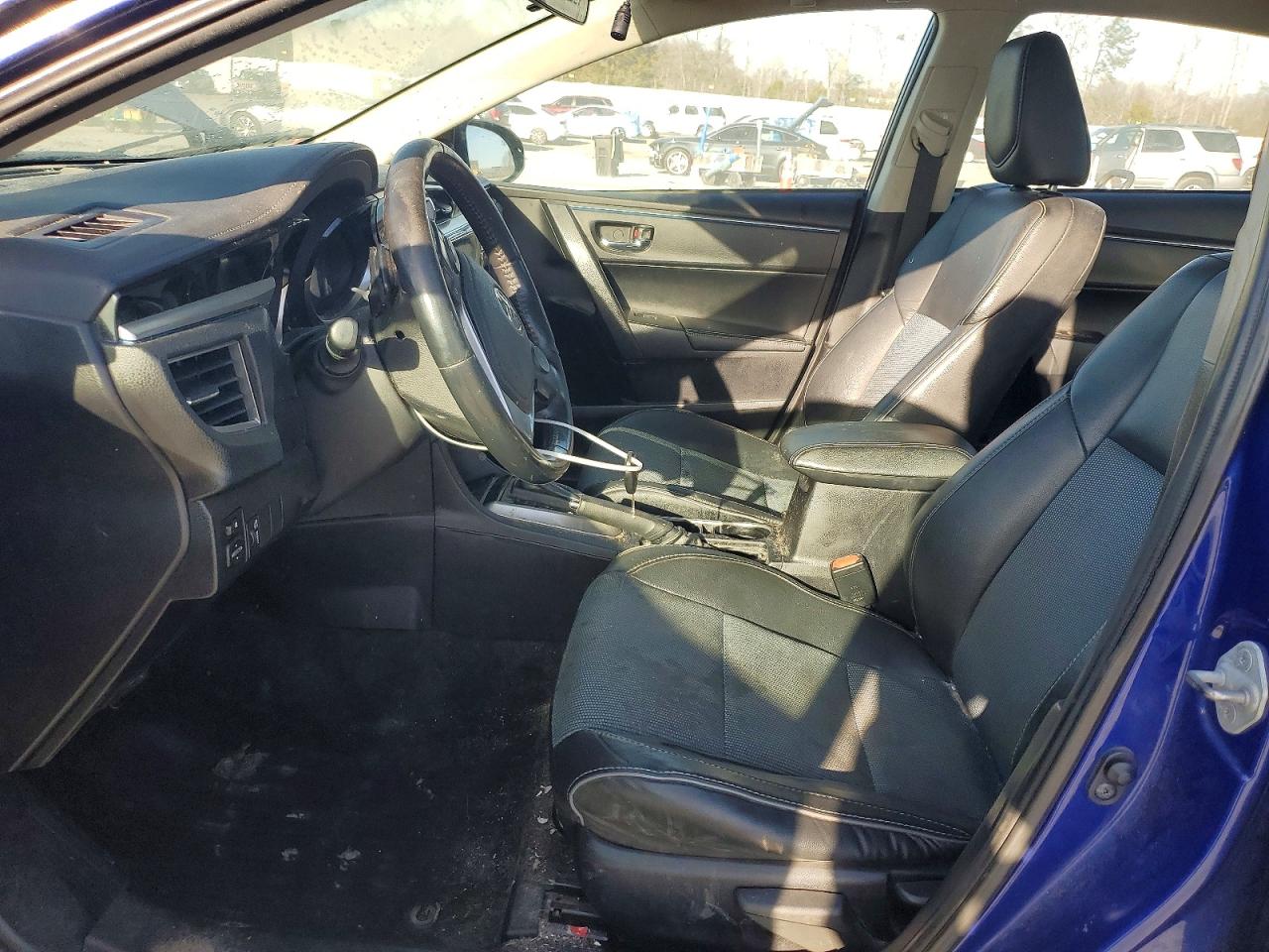 2014 TOYOTA COROLLA photo 13