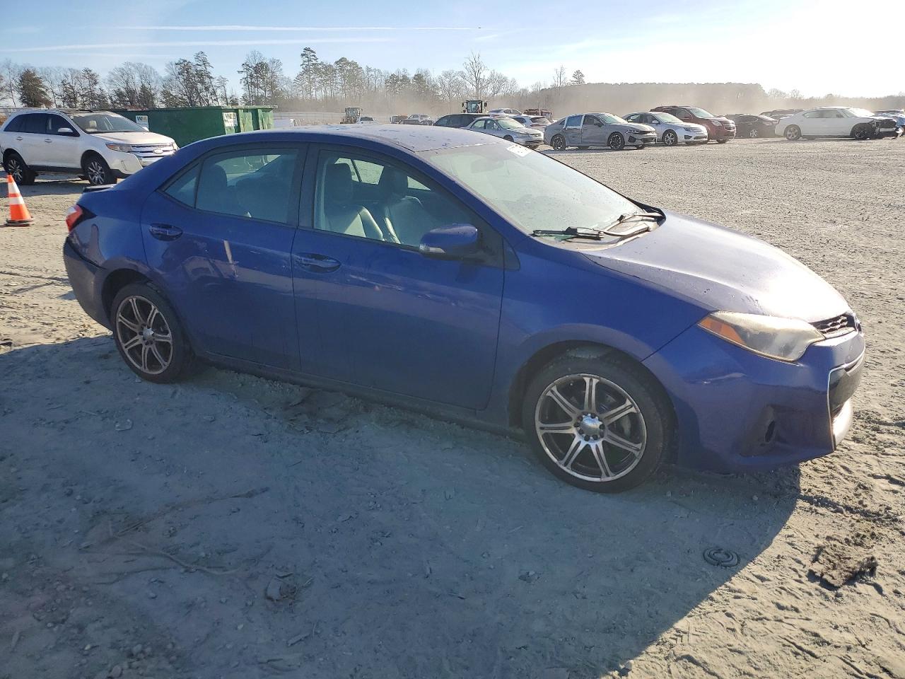2014 TOYOTA COROLLA photo 7