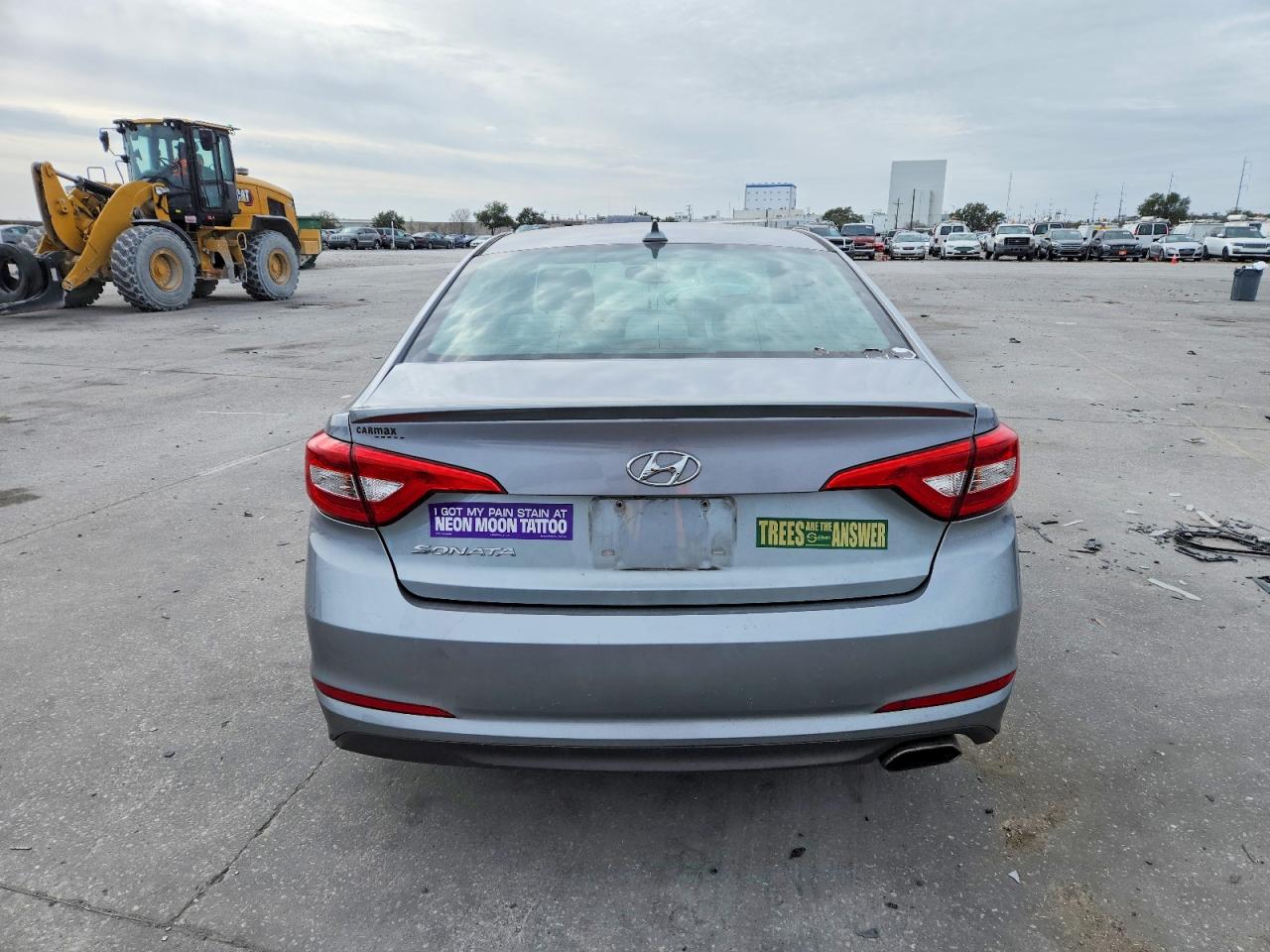 2015 HYUNDAI SONATA SE photo 6
