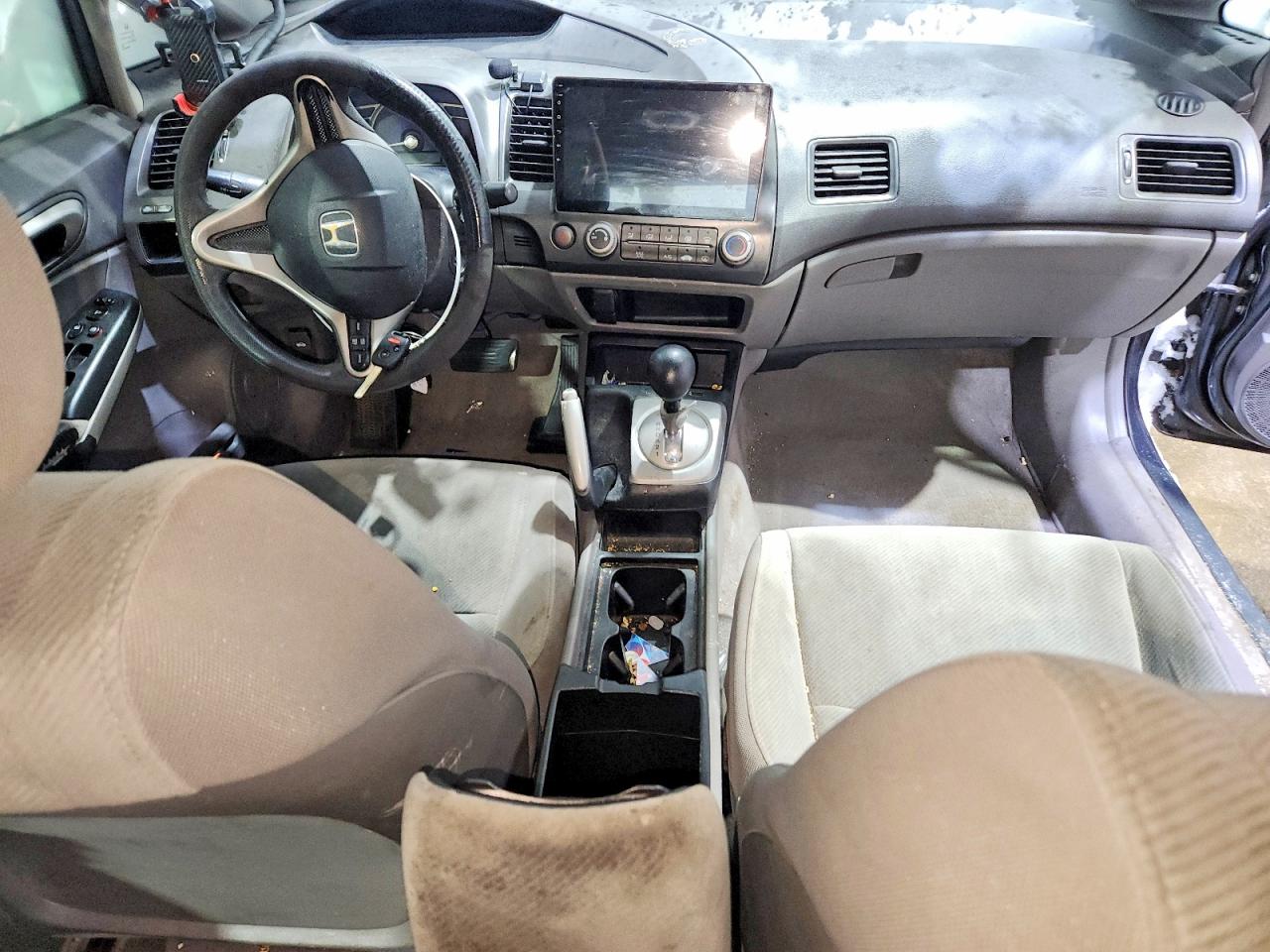 2010 HONDA CIVIC LX photo 8