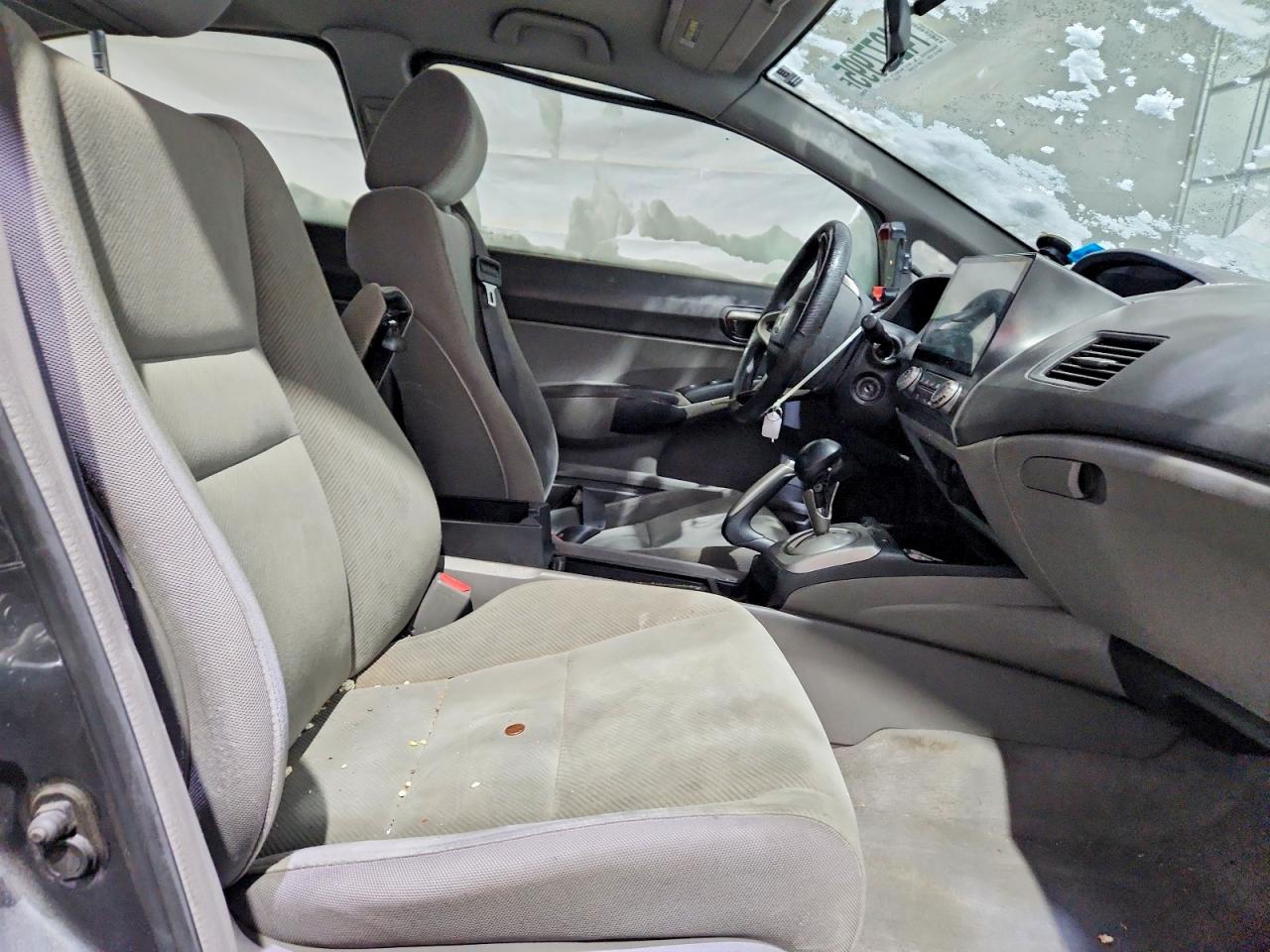 2010 HONDA CIVIC LX photo 7