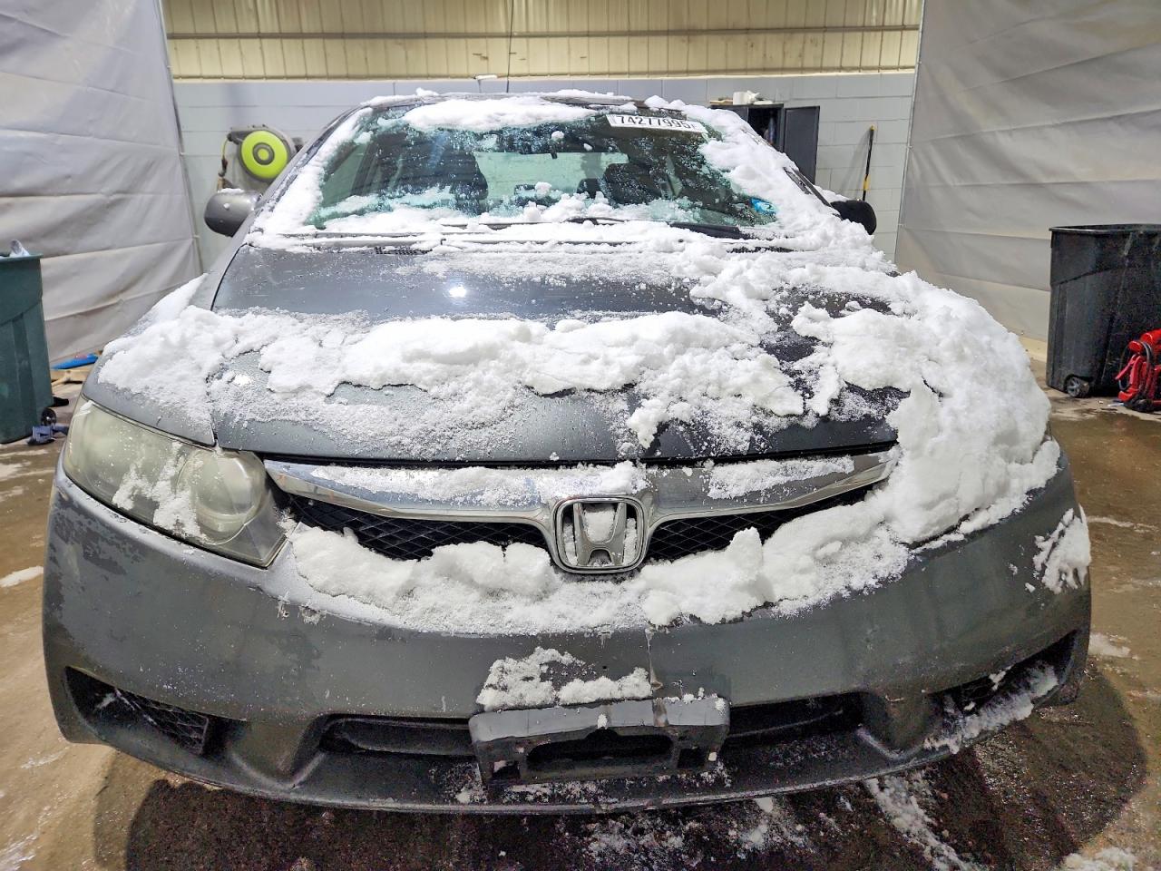 2010 HONDA CIVIC LX photo 5