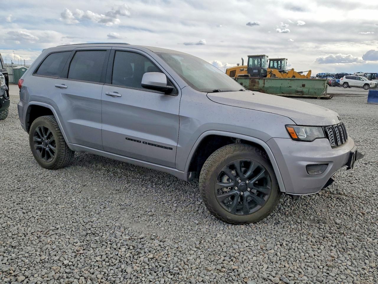2018 JEEP GRAND CHEROKEE LAREDO photo 10