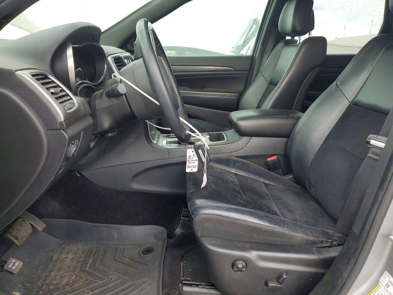 2018 JEEP GRAND CHEROKEE LAREDO photo 19