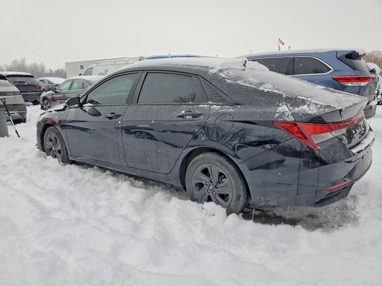 2023 HYUNDAI ELANTRA SEL photo 3