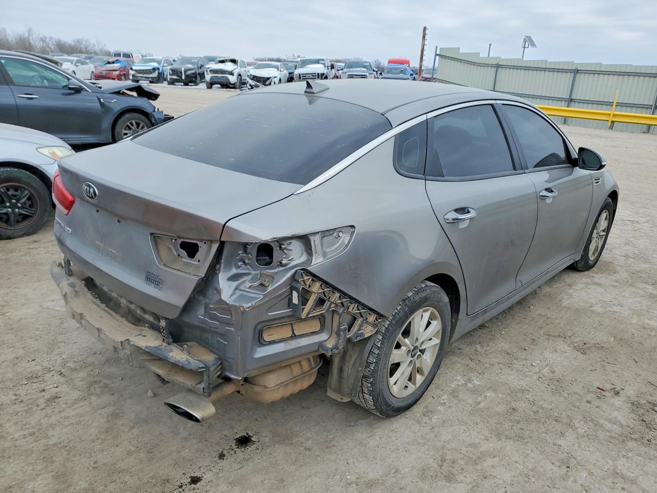 2018 KIA OPTIMA LX photo 5