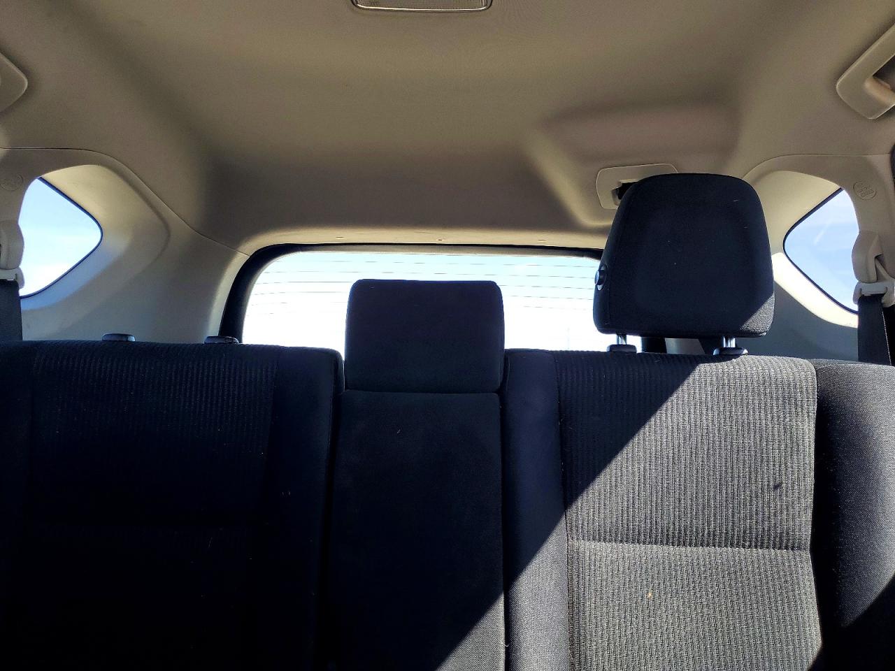 2017 TOYOTA RAV4 LE photo 10