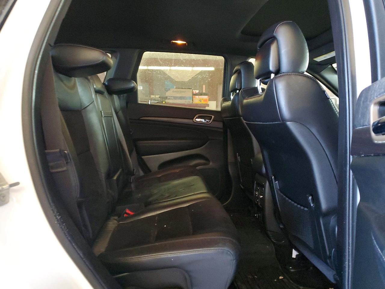 2015 JEEP GRAND CHEROKEE LAREDO photo 11