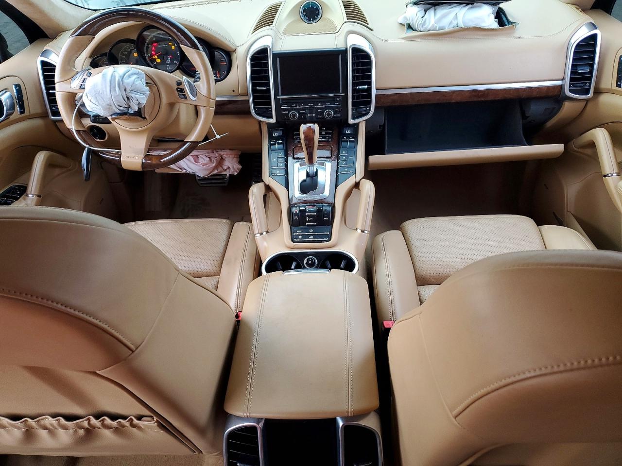 2011 PORSCHE CAYENNE TURBO photo 8