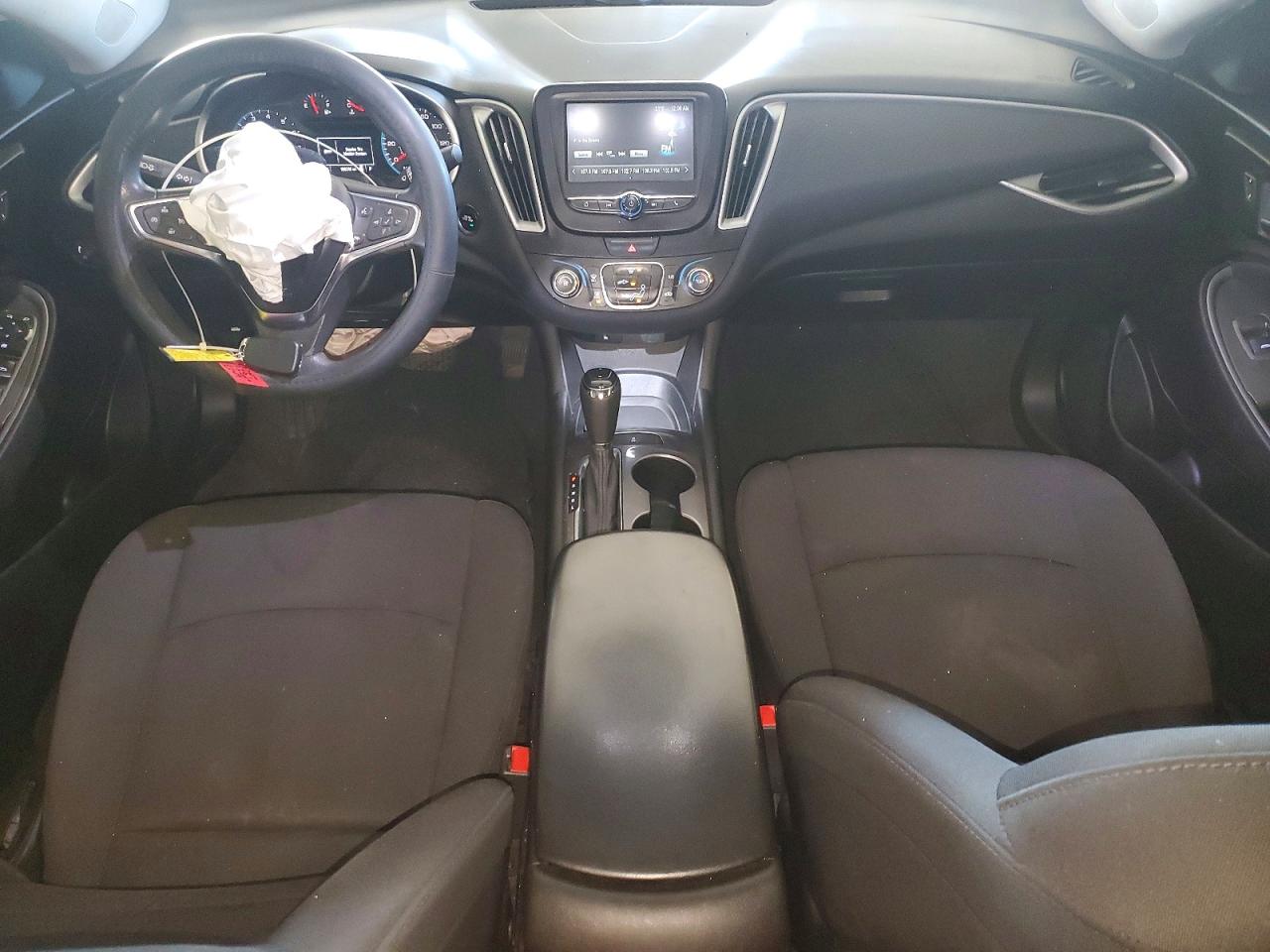 2018 CHEVROLET MALIBU LS photo 22