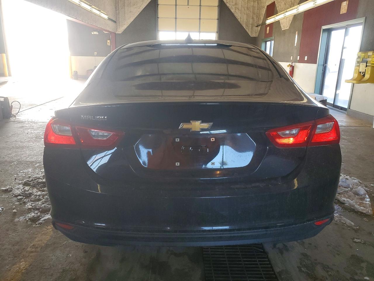 2018 CHEVROLET MALIBU LS photo 16