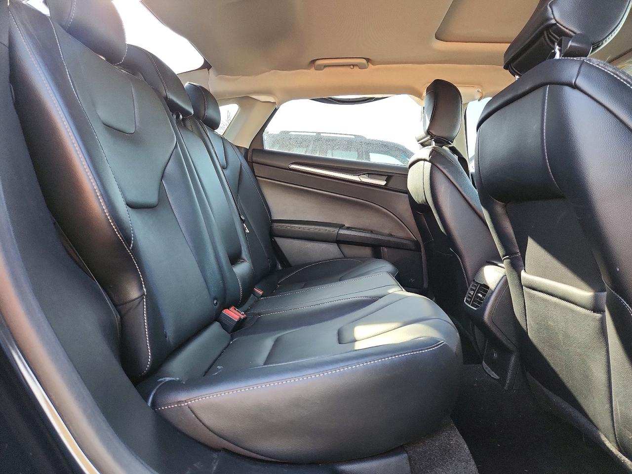 2020 FORD FUSION TITANIUM photo 19