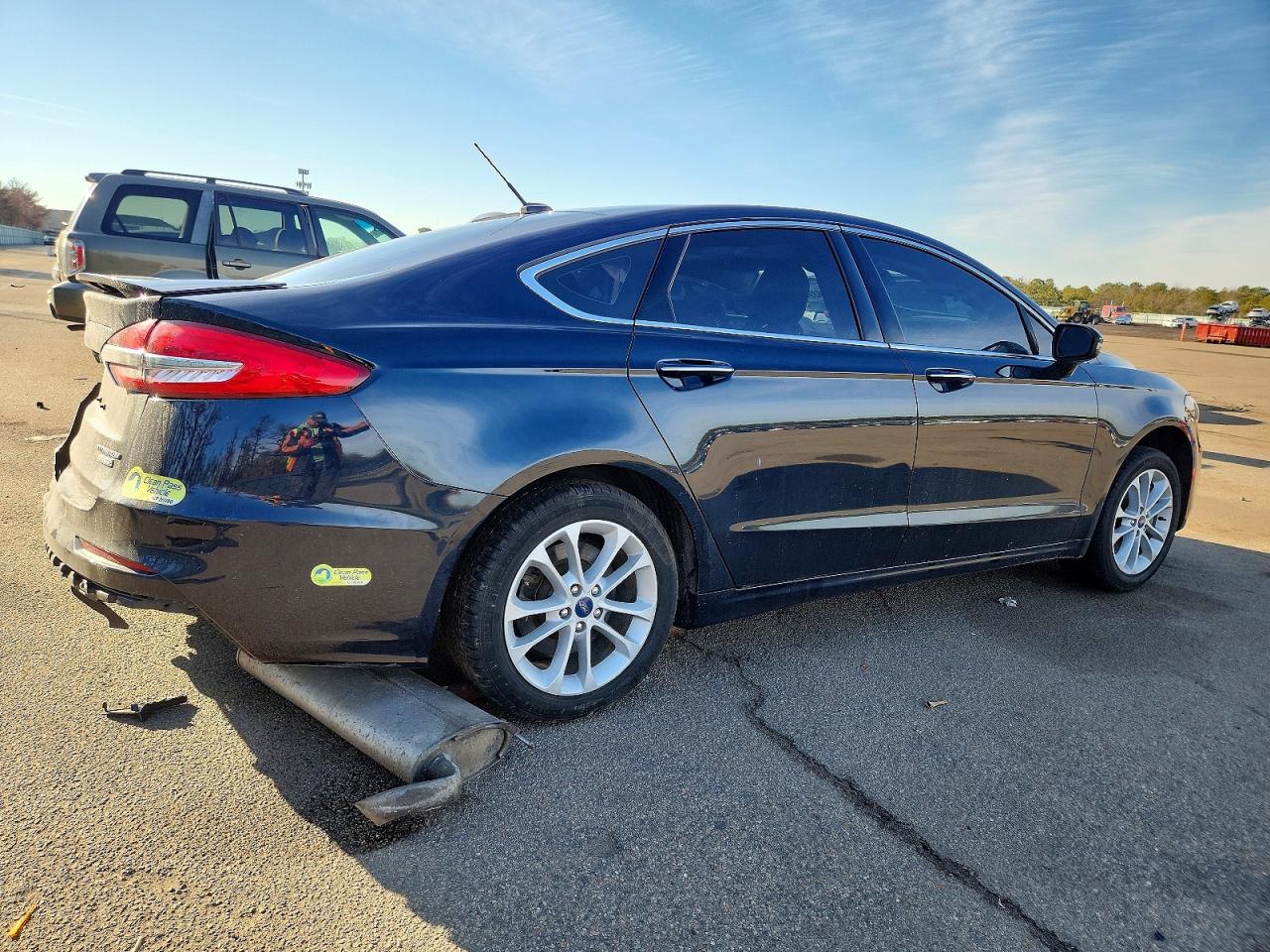 2020 FORD FUSION TITANIUM photo 5