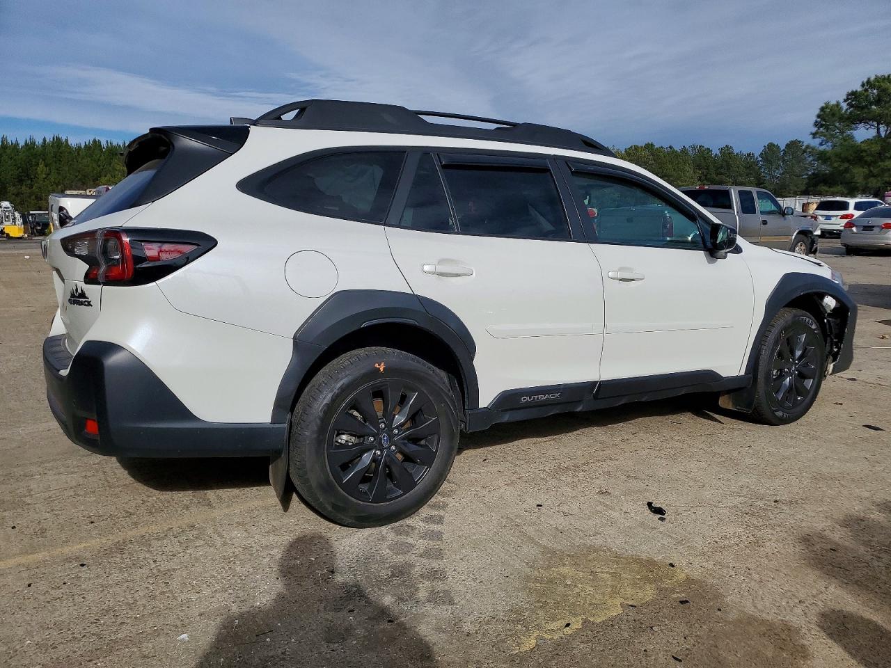 2023 SUBARU OUTBACK ONYX EDITION photo 3