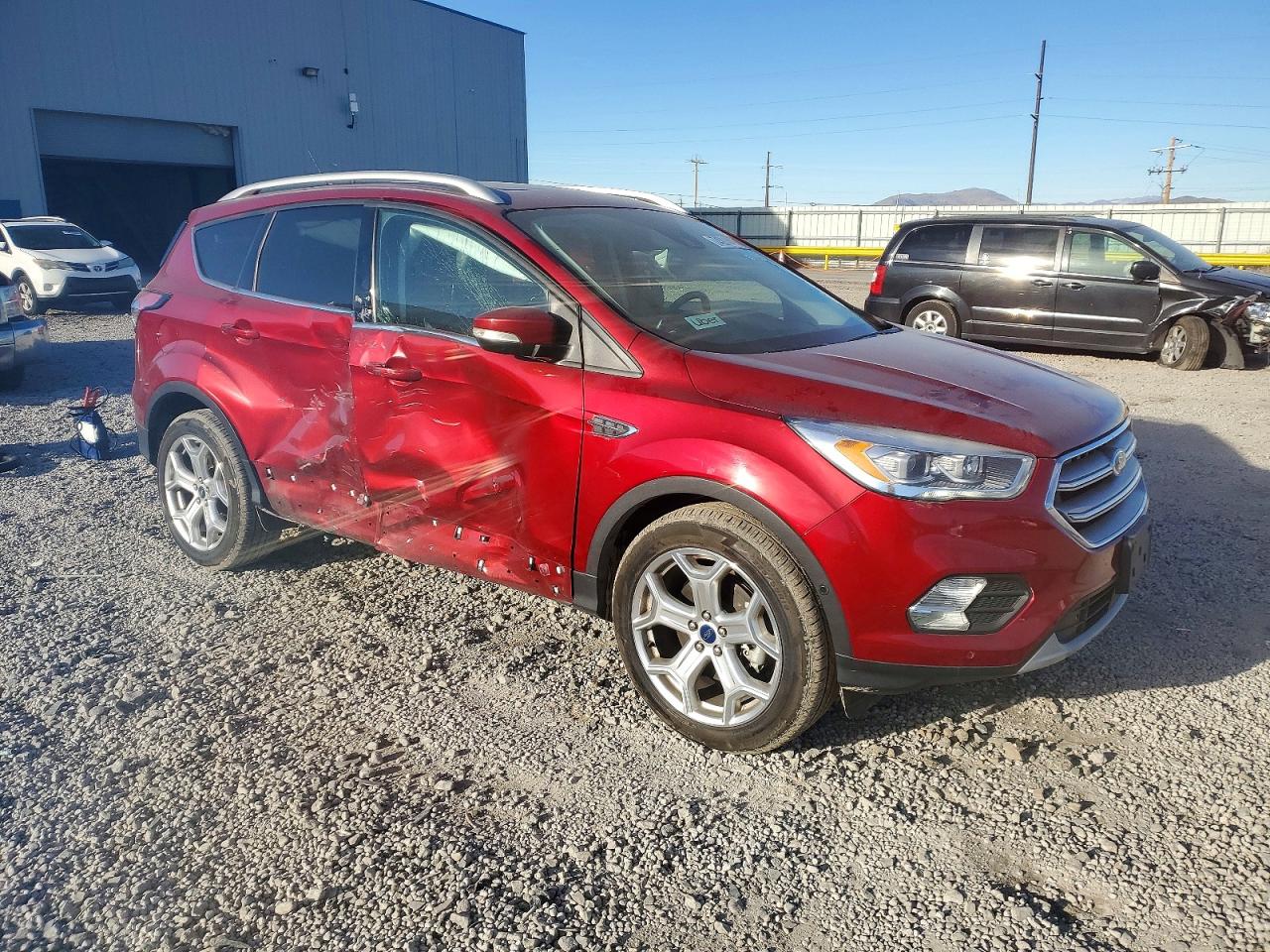 2018 FORD ESCAPE TITANIUM photo 4