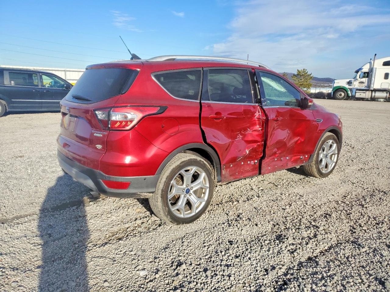 2018 FORD ESCAPE TITANIUM photo 3