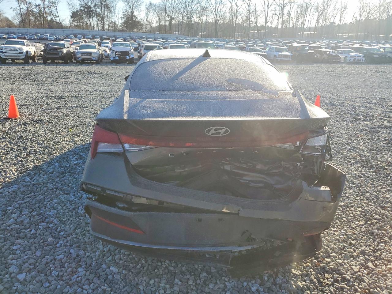 2024 HYUNDAI ELANTRA SEL photo 6