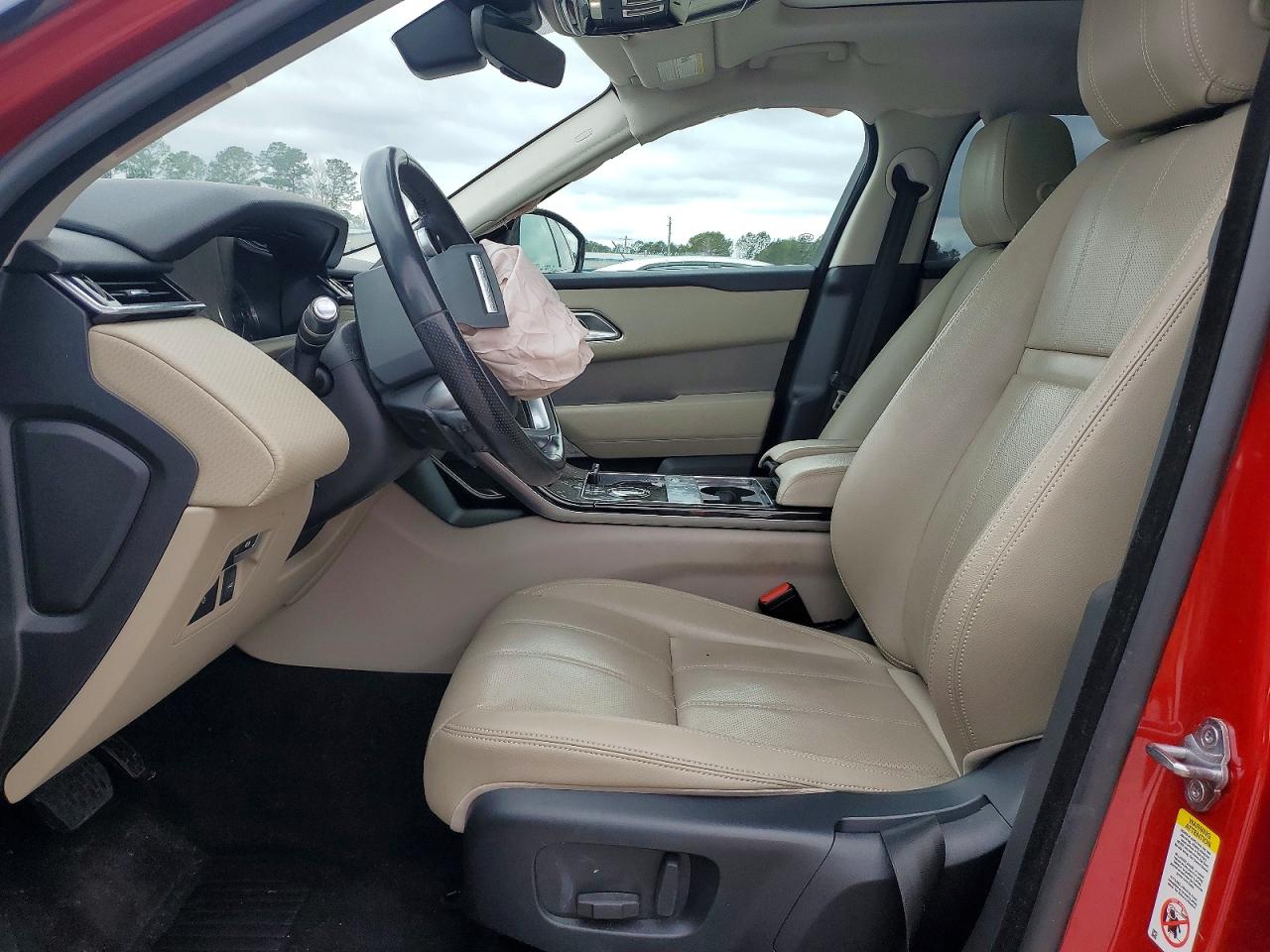 2019 LAND ROVER RANGE ROVER VELAR S photo 7