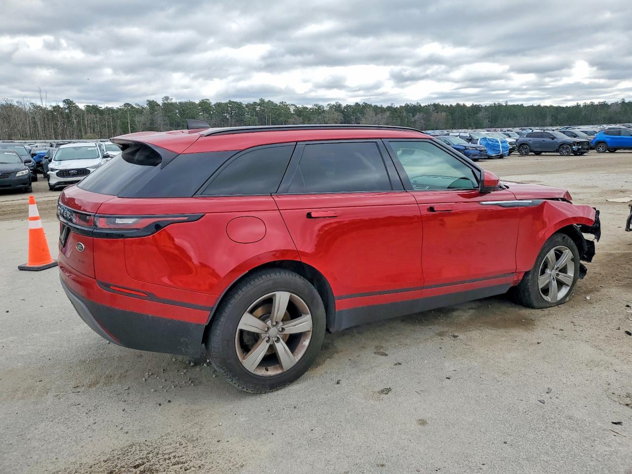 2019 LAND ROVER RANGE ROVER VELAR S photo 3