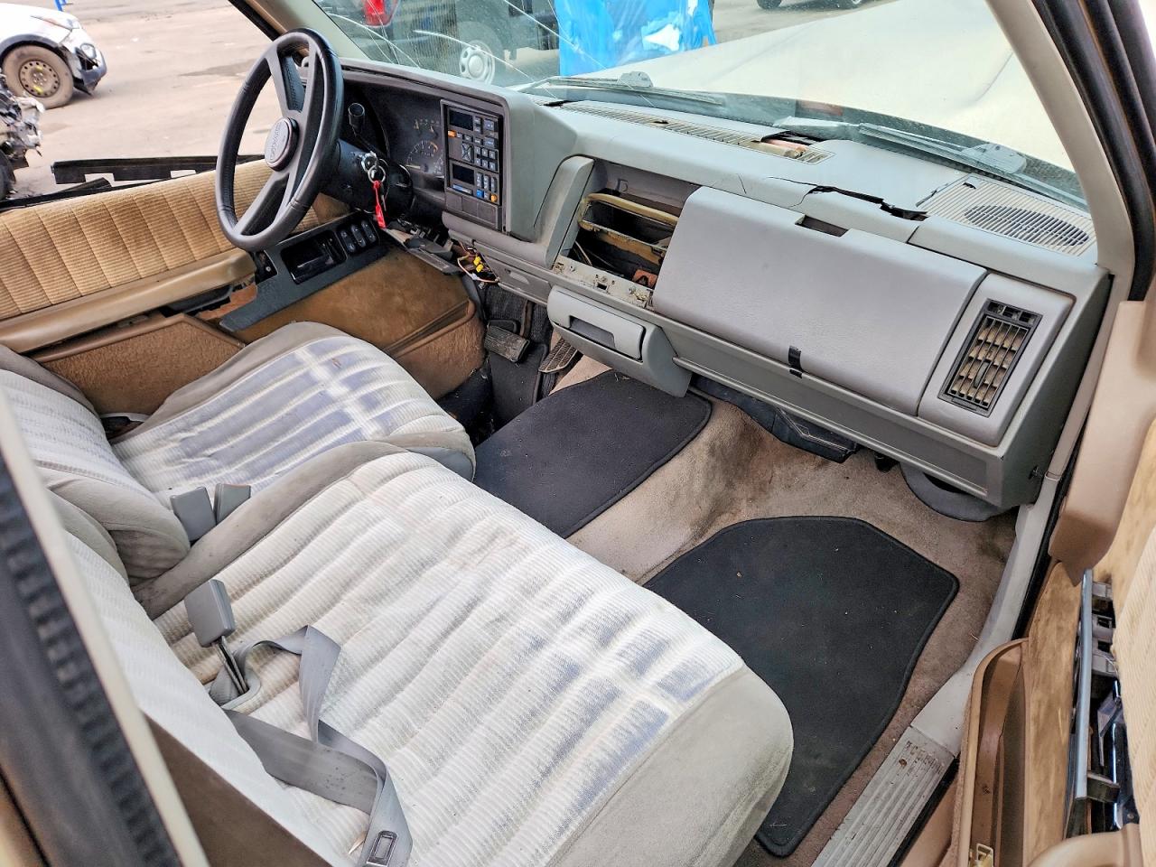 1994 CHEVROLET GMT-400 C1500 photo 15