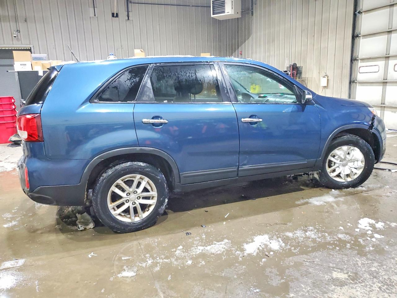 2014 KIA SORENTO LX photo 5