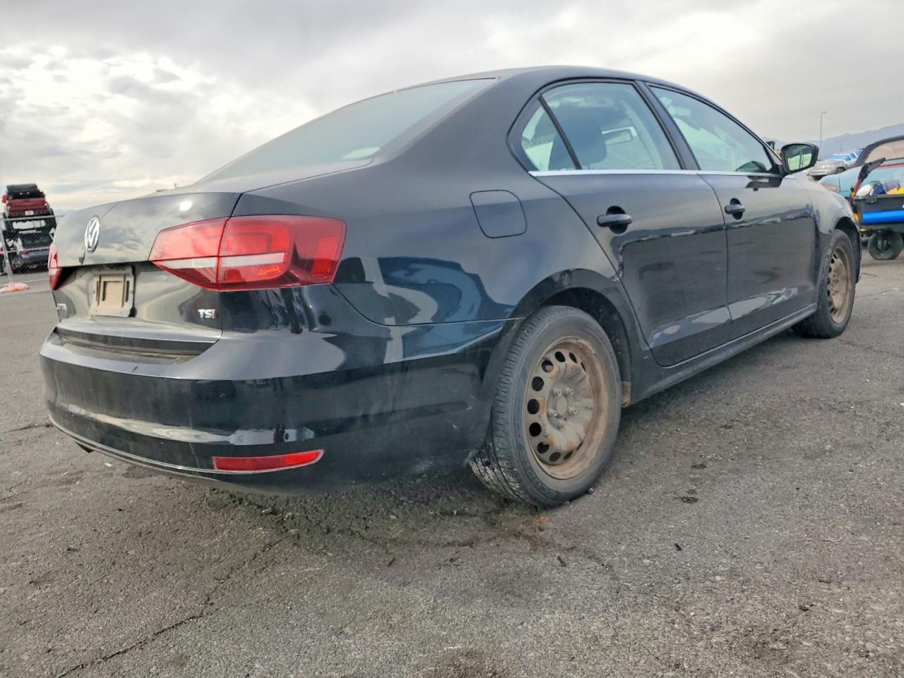 2017 VOLKSWAGEN JETTA S photo 3