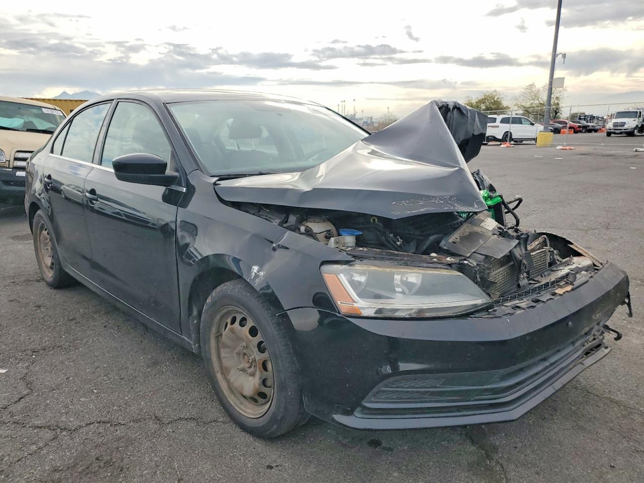 2017 VOLKSWAGEN JETTA S photo 4