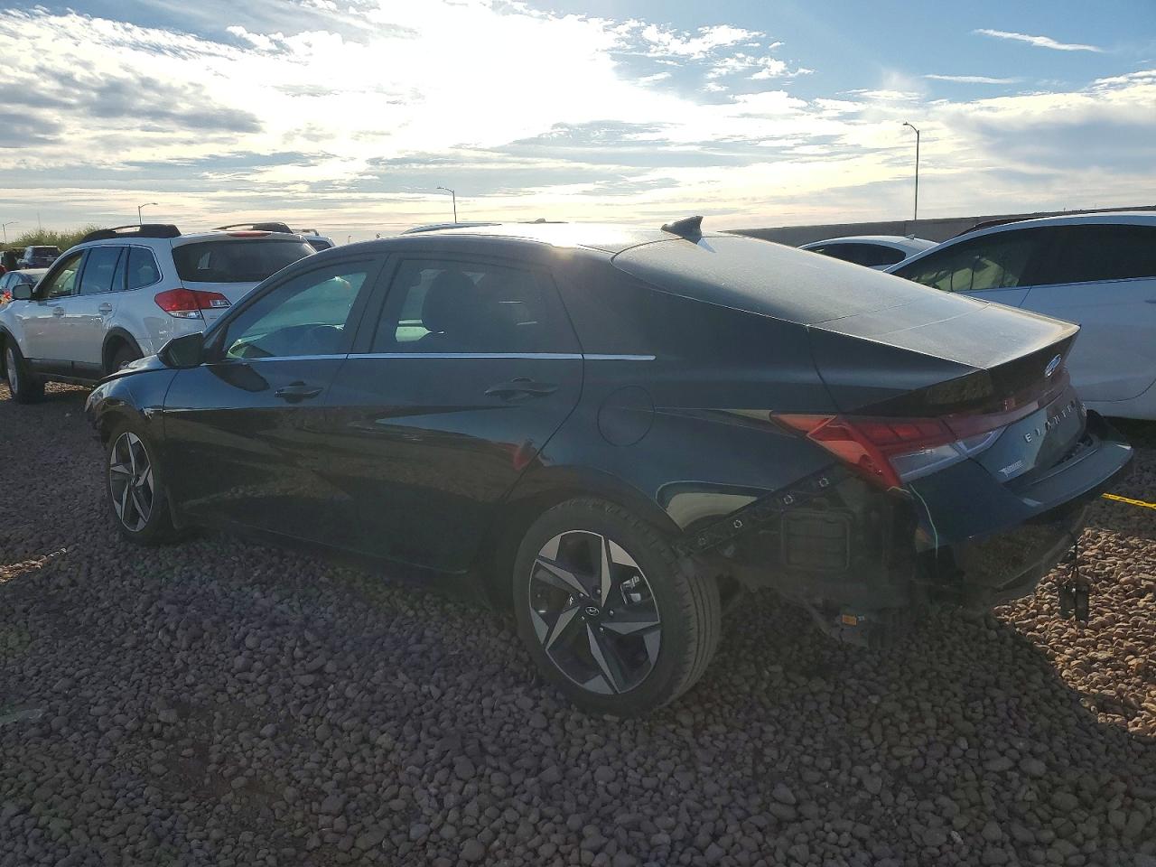 2023 HYUNDAI ELANTRA LIMITED photo 4