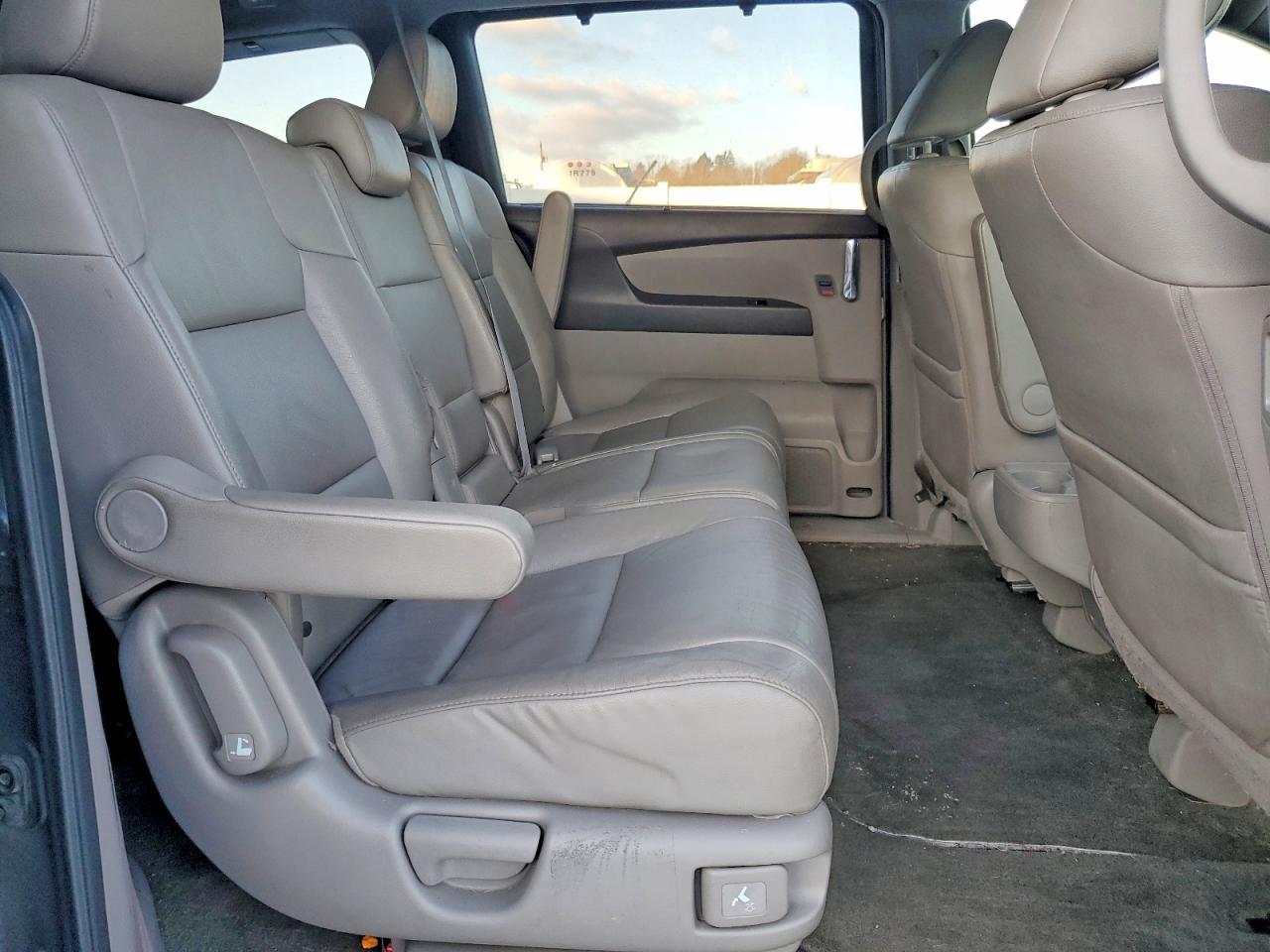 2016 HONDA ODYSSEY EXL photo 21