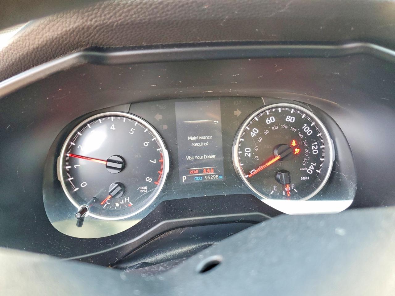2021 TOYOTA RAV4 LE photo 25