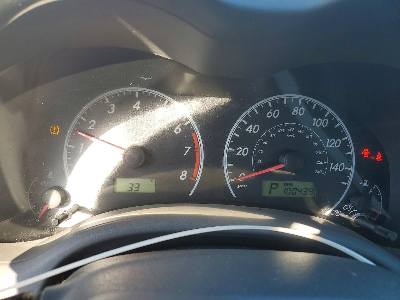 2010 TOYOTA COROLLA BASE photo 9