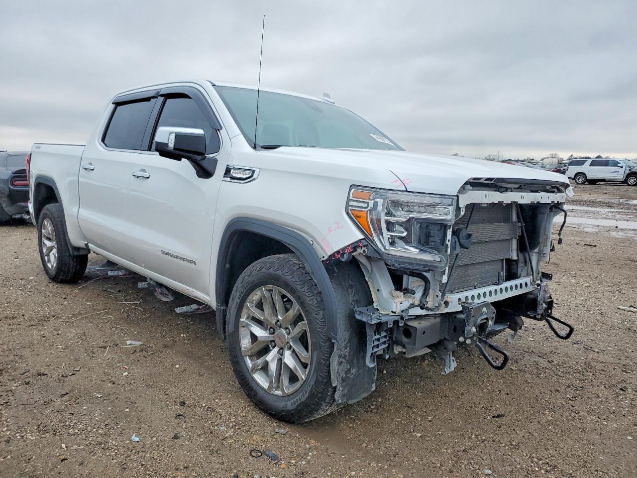 2020 GMC SIERRA K1500 SLT photo 4