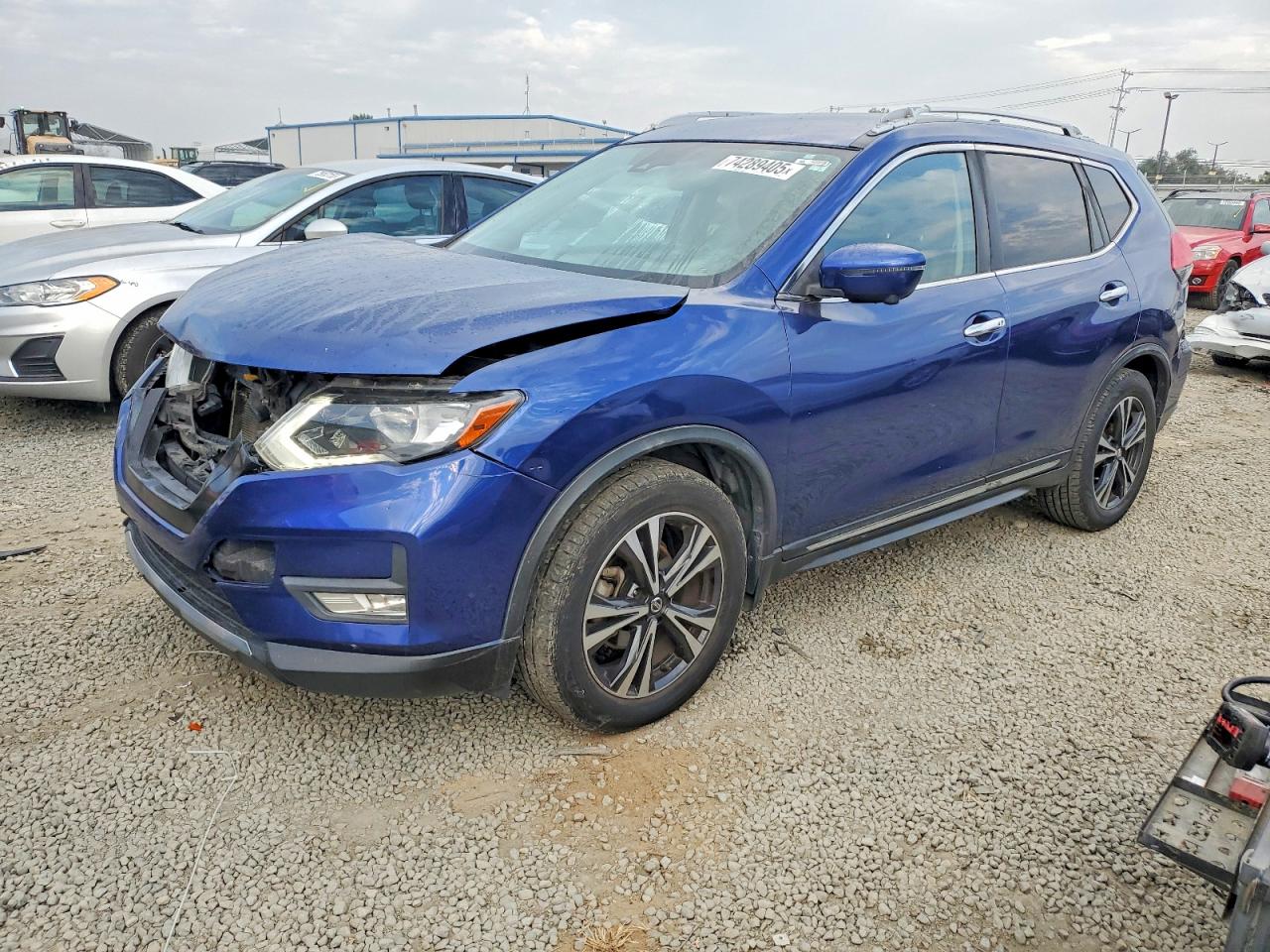 2017 NISSAN ROGUE