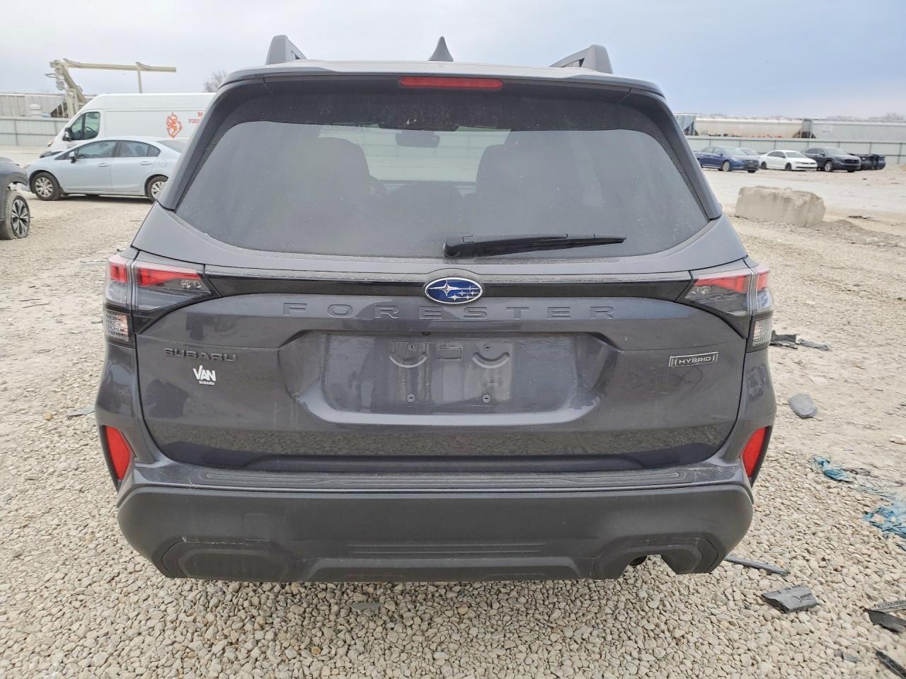 2025 SUBARU FORESTER PREMIUM photo 6