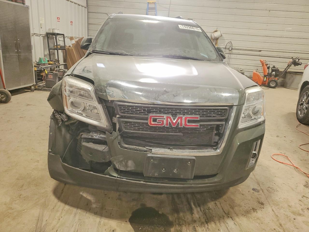 2015 GMC TERRAIN SLE photo 5