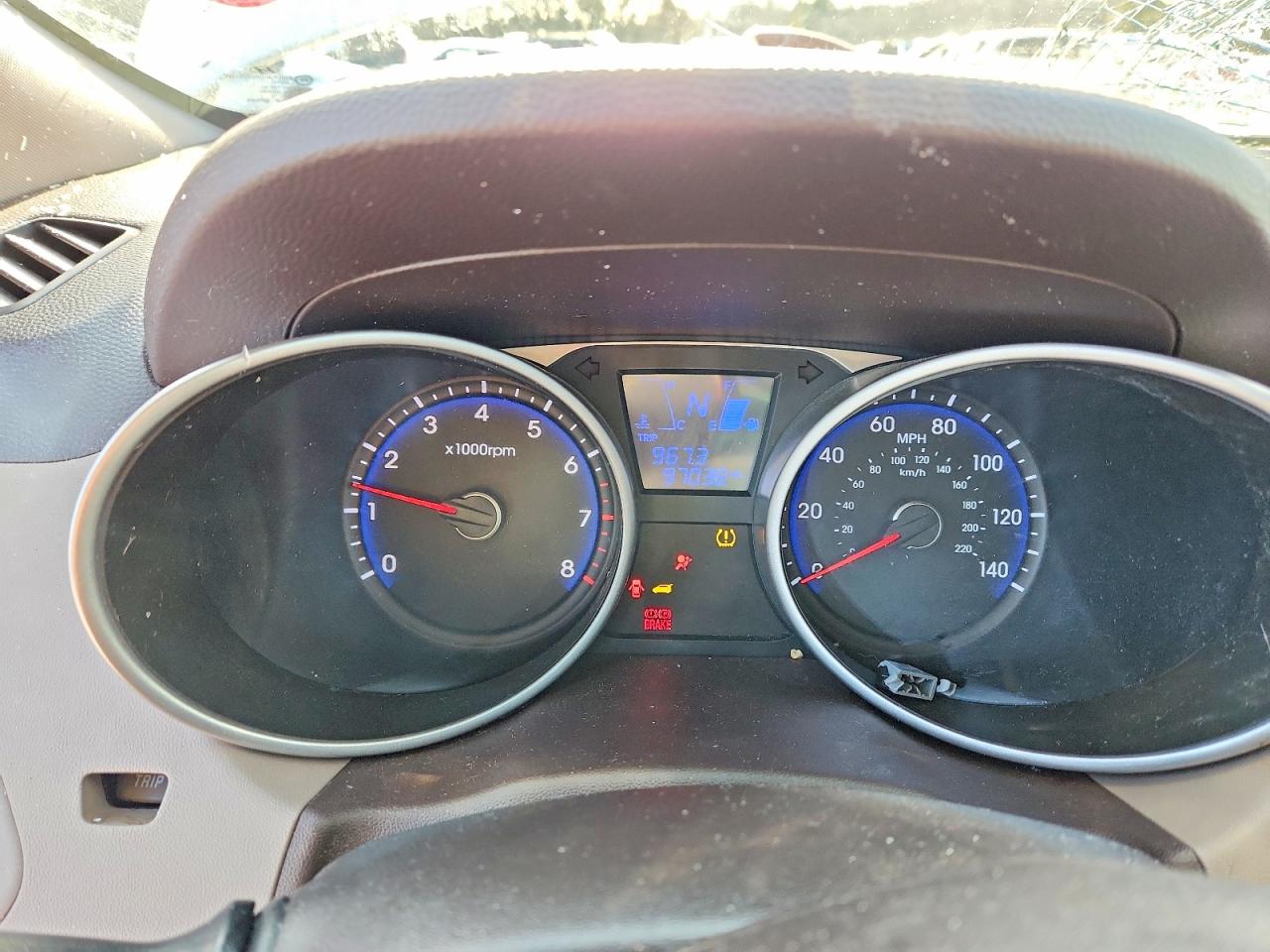 2013 HYUNDAI TUCSON GLS photo 9