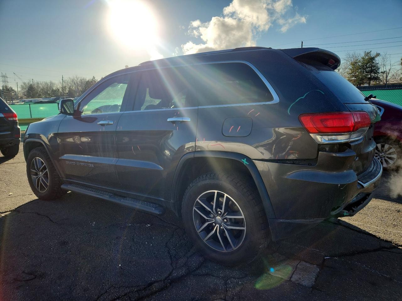 2018 JEEP GRAND CHEROKEE LIMITED photo 4