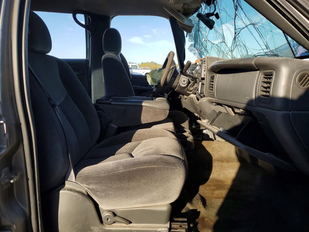2006 GMC NEW SIERRA C1500 photo 19