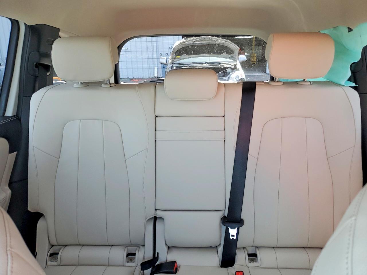 2021 MERCEDES-BENZ GLB 250 photo 19